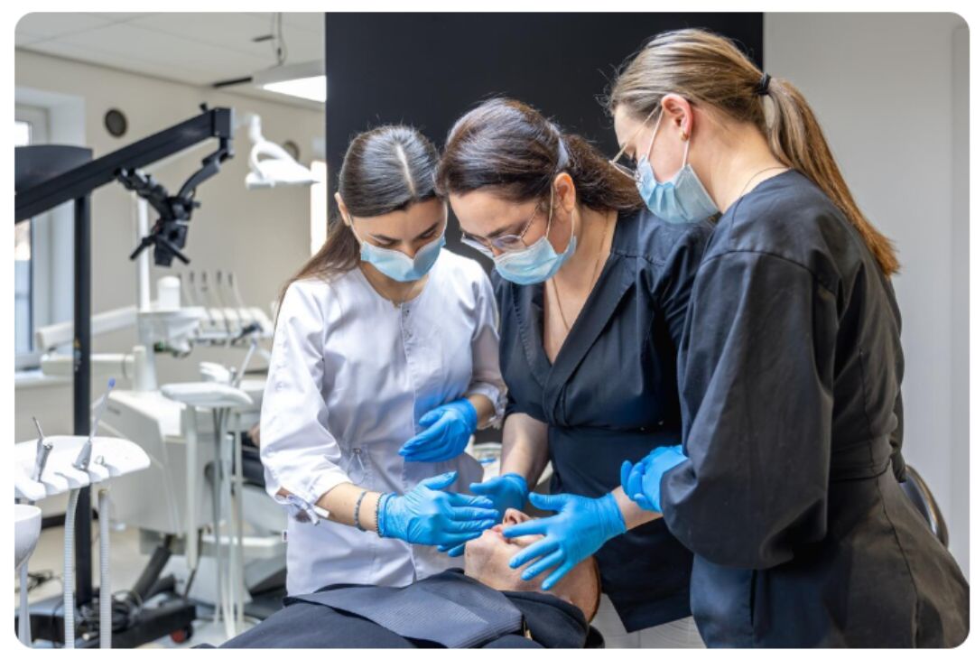 best dental implant specialist in pune complete guide for patients 